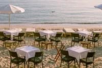 empty_restaurant_02