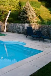 poolside_daydrinking_04